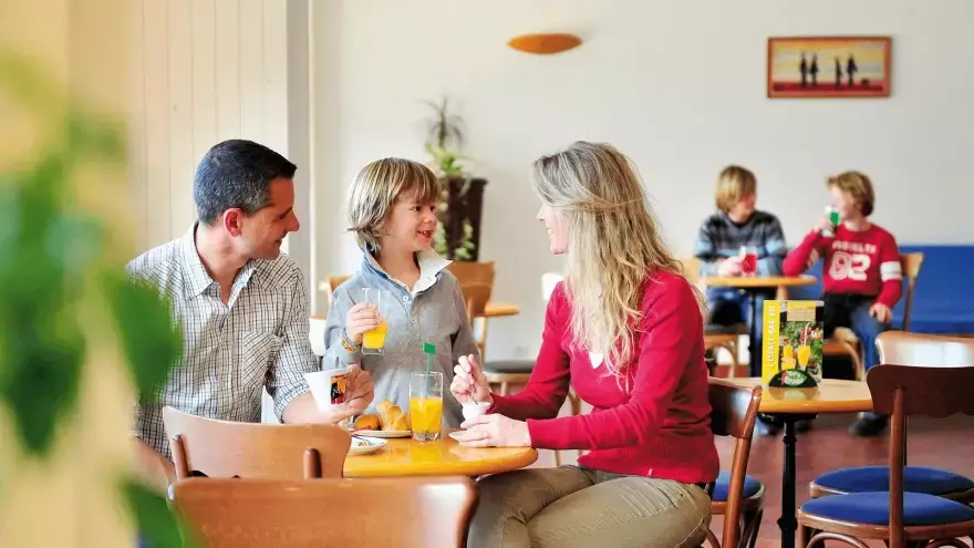 Petit déjeuner au VTF LE Dou de la Ramaz