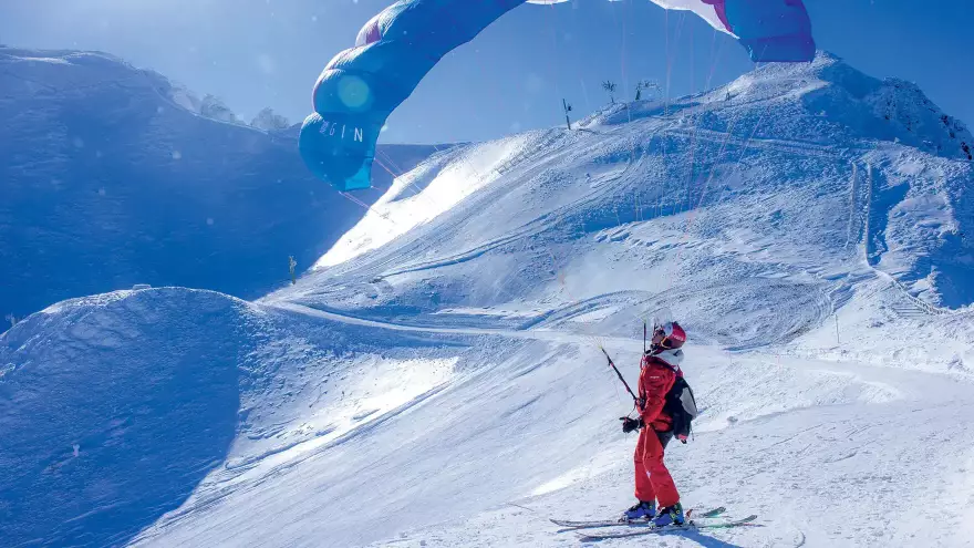 Parapente départ en ski