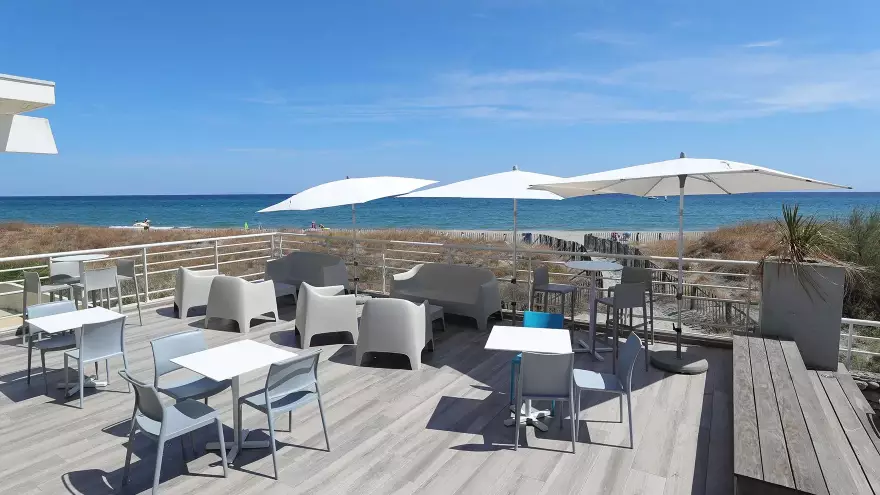 Bord de mer en pension complète ou demi-pension