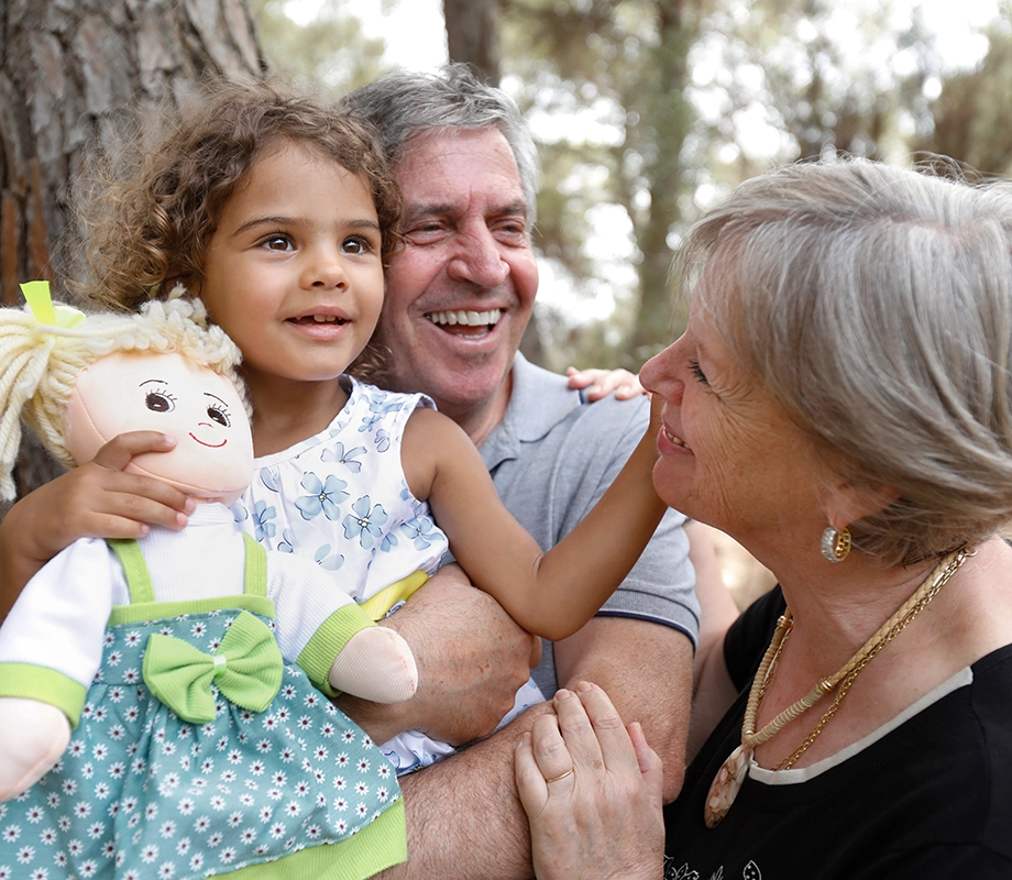 Grands-parents et petits enfants en vacances